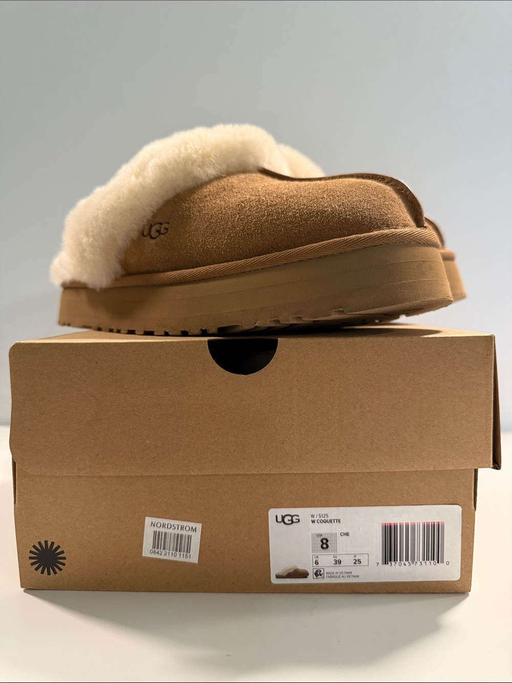 NWT UGG Disquette Platform Slipper Chestnut size 8